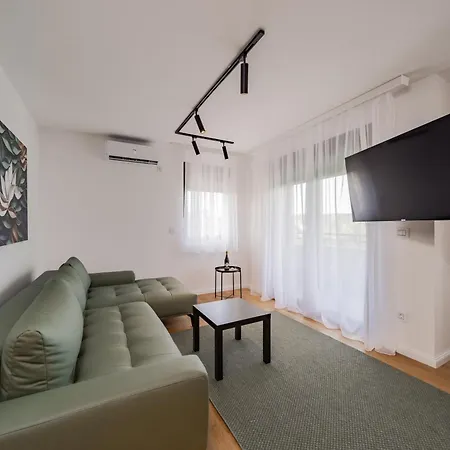 Apartamento Rei 2 *